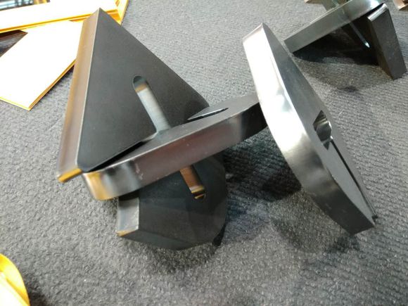 1570949836121052.jpg 0f56ae51f3deb48fab93fad9fb1f3a292cf5786f.jpg